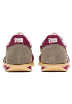 Onitsuka Tiger New York - Sneakers Laag - Cream Dried Berry -Onitsuka Tiger 3e165e43e98a4ddcb92786cc9a27fb5a