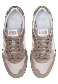 Onitsuka Tiger Serrano - Sneakers Laag - Oyster Grey White -Onitsuka Tiger 609c7b20a9574c6089b3b55b0ec64ebf