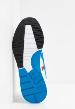 Onitsuka Tiger Rebilac Runner - Sneakers Laag - Cream/Directoire Blue -Onitsuka Tiger c12a82344bd94b1aa8ee1facdd2810d0