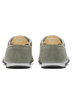 Onitsuka Tiger Serrano - Sneakers Laag - Burnt Olive White 11 Onitsuka Tiger Serrano - Sneakers Laag - Burnt Olive White -Onitsuka Tiger e453a3e160644a048dfff8efab26b2be